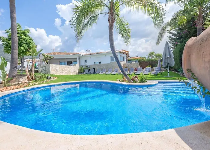 Villa Modern Close To Fontanilla *